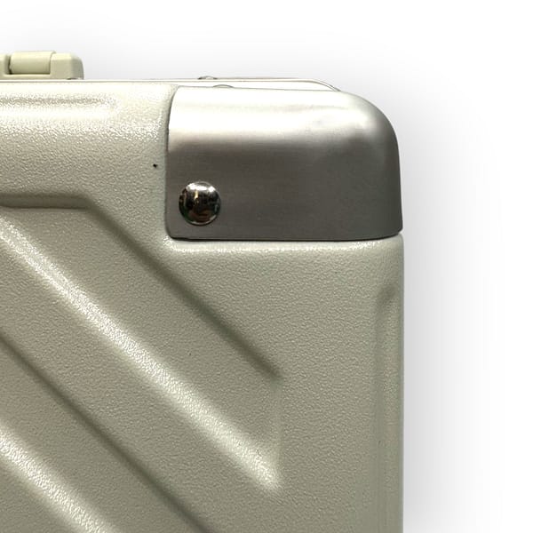 Picsart_25-08-23_13-00-52-590 Picsart_25-08-23_13-00-52-590