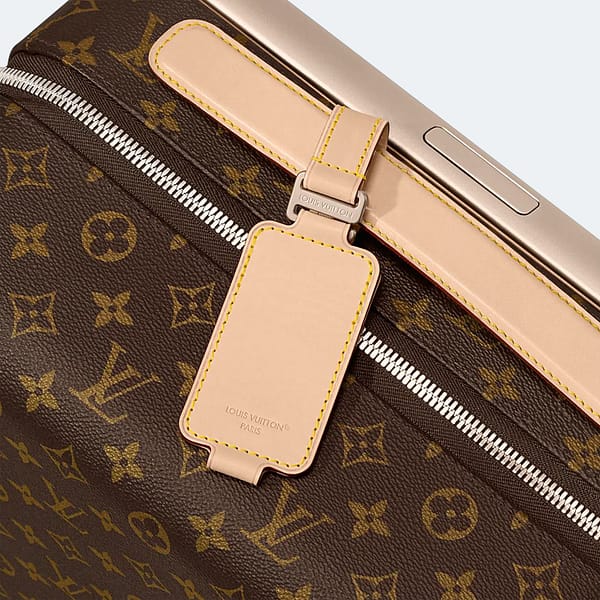 1763804030498 1763804030498